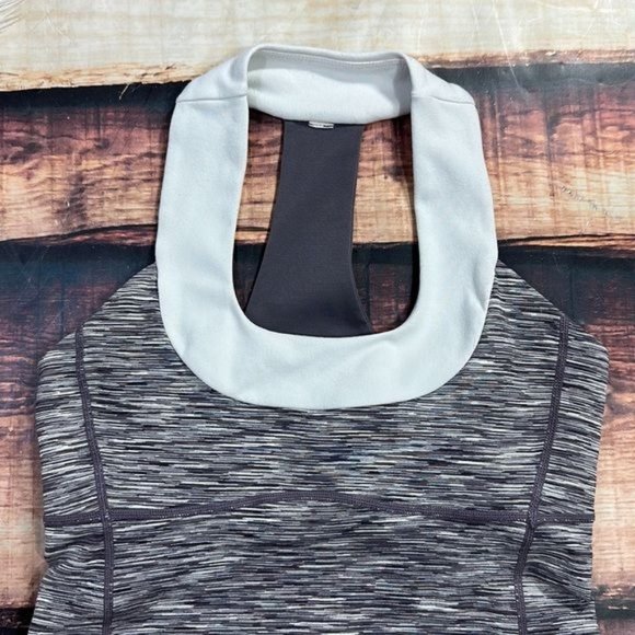 RELISTED Lululemon Athletica Grey Tank Top - Picture 3 of 7